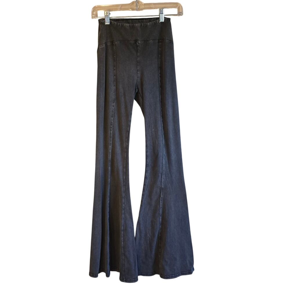 Urban outfitters out from under aria seamed flare pants size small